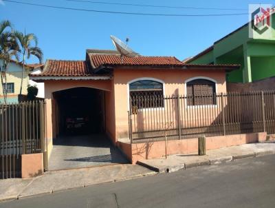 Casa para Venda, em Pinhalzinho, bairro Centro, 3 dormitórios, 2 banheiros, 1 suíte, 3 vagas